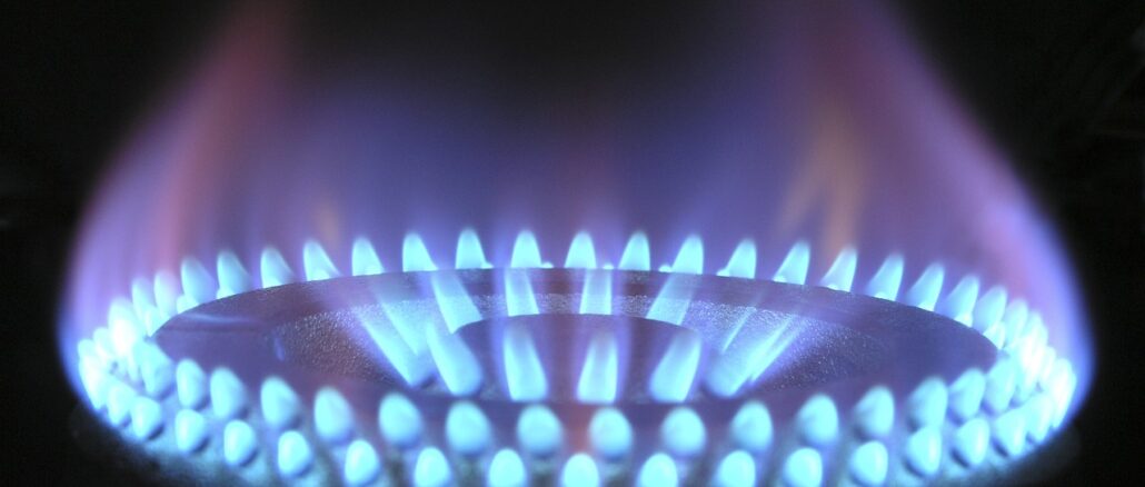 flame-580342_1280