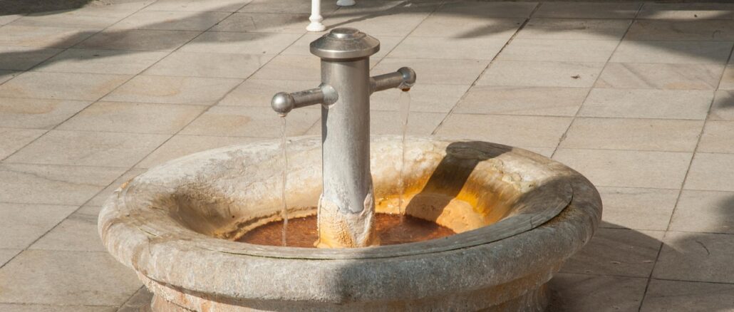 hot-spring-2829713_1280 (1)