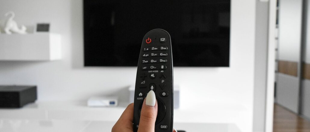 tv-set-4308537_1280