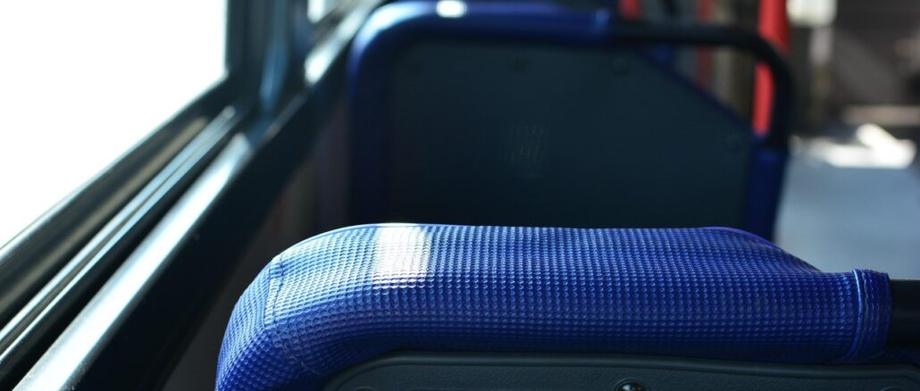bus-2145402_1280